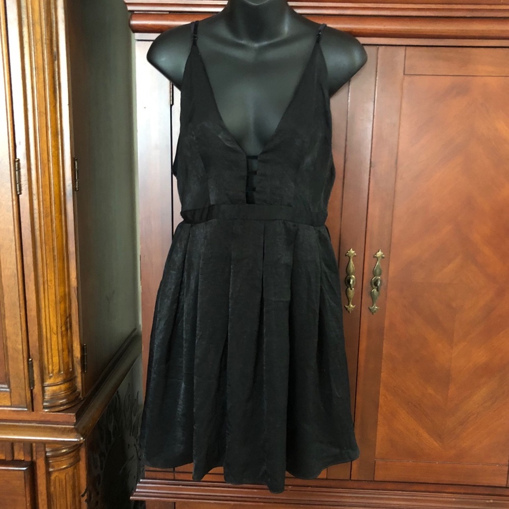Free People size 6 black dress adjustable straps